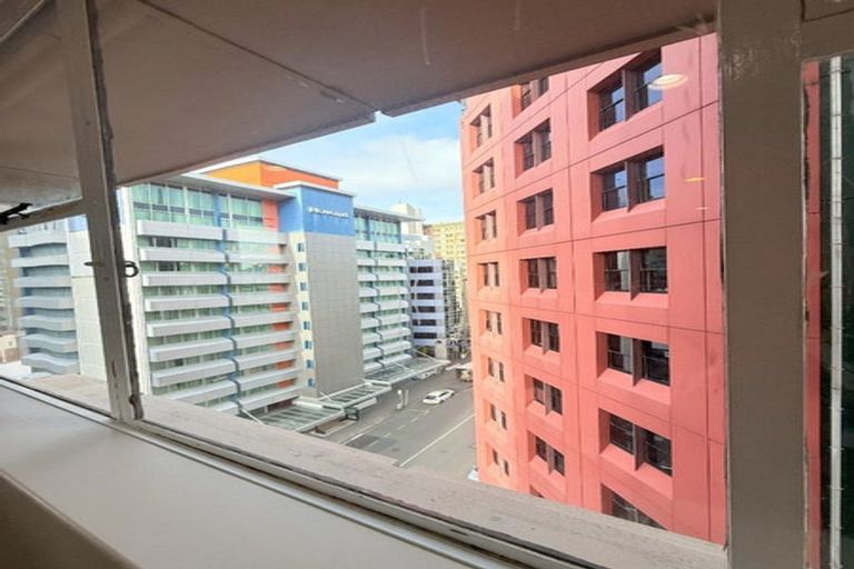 Photo of property in Terrace Tower Apartments, 8b/126 The Terrace, Wellington Central, Wellington, 6011