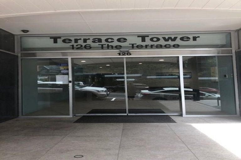 Photo of property in Terrace Tower Apartments, 5b/126 The Terrace, Wellington Central, Wellington, 6011