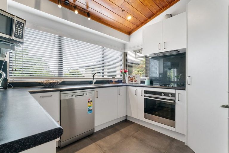 Photo of property in 2/51 John Gill Road, Shelly Park, Auckland, 2014