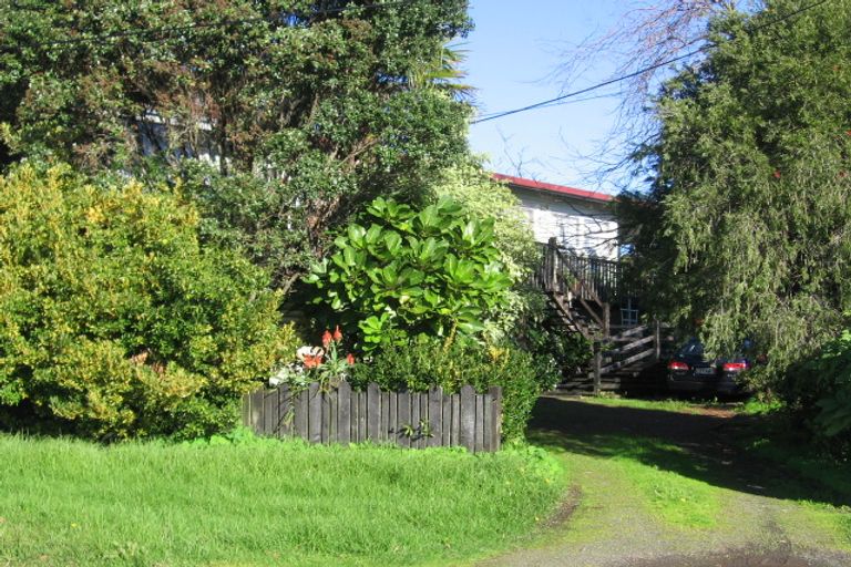 Photo of property in 99 Hetherington Road, Ranui, Auckland, 0612