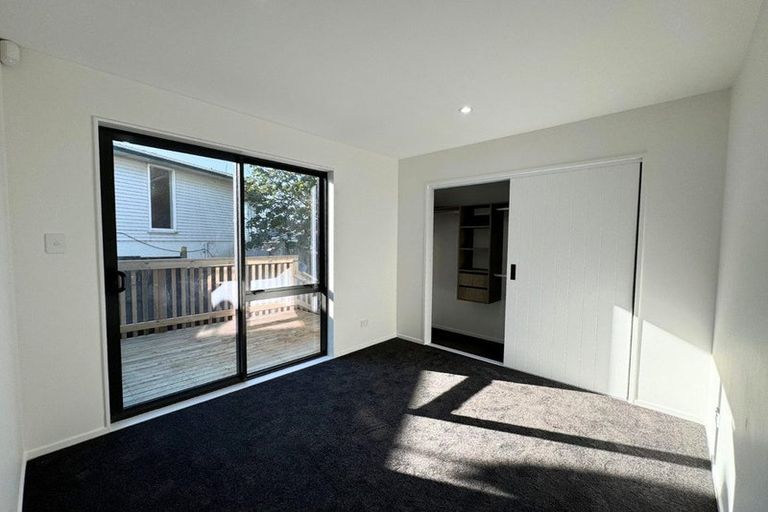 Photo of property in 47 Coniston Avenue, Te Atatu South, Auckland, 0610