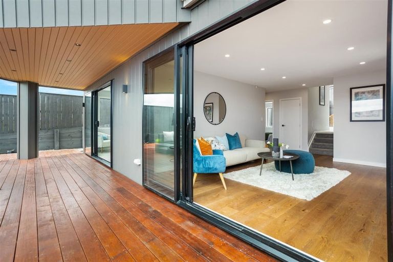 Photo of property in 5 Seawind Way, Hobsonville, Auckland, 0616