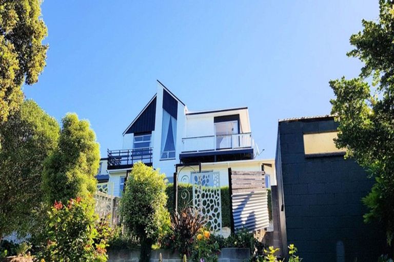 Photo of property in 14 Ranui Crescent, Diamond Harbour, Lyttelton, 8971