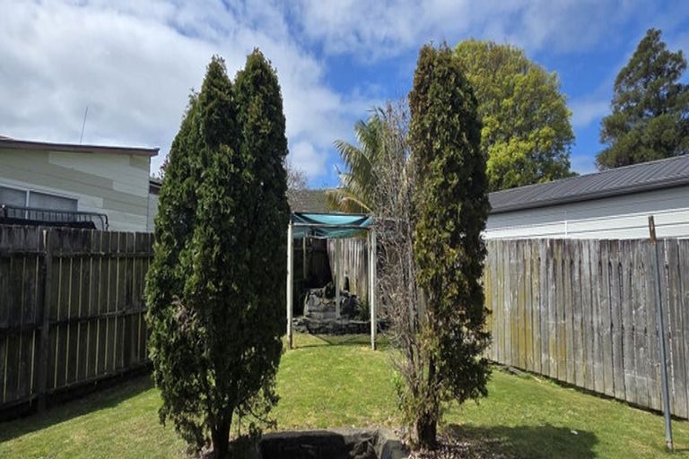 Photo of property in 4b Kimdale Place, Totara Heights, Auckland, 2105
