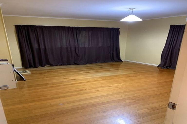 Photo of property in 20 Sherrybrooke Place, Sunnyvale, Auckland, 0612