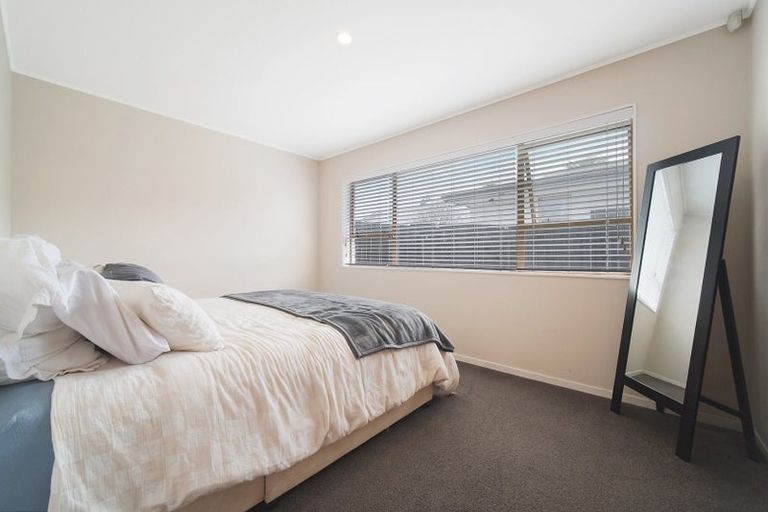 Photo of property in 32a Gills Avenue, Papakura, 2110
