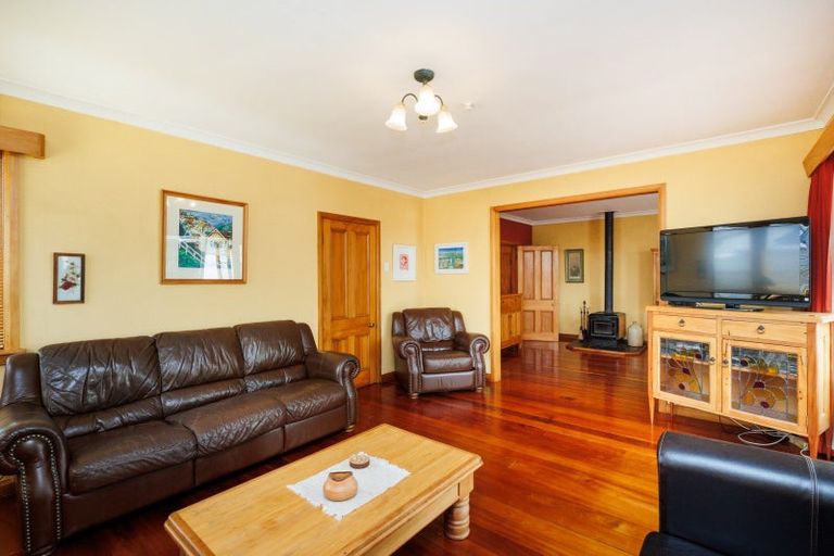 Photo of property in 7 Vernon Avenue, Takaro, Palmerston North, 4412