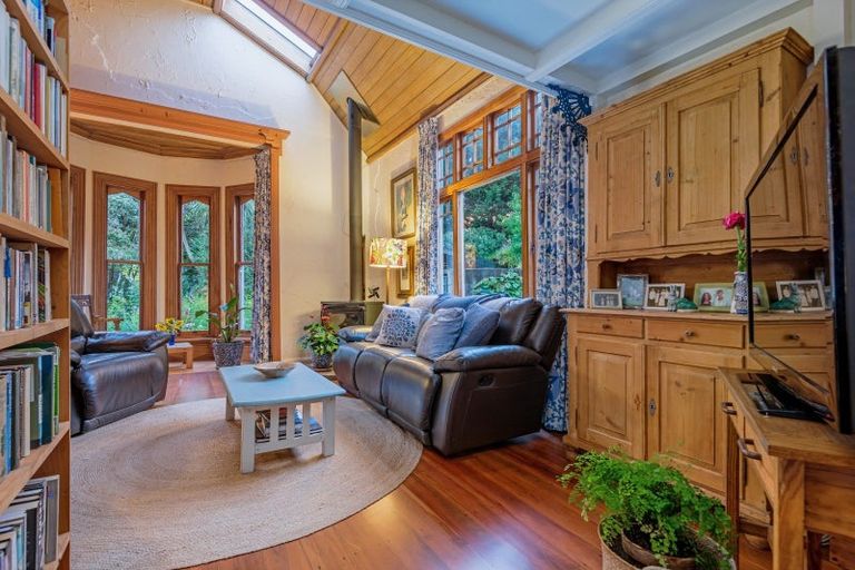 Photo of property in 708 Pohangina Road, Ashhurst, 4884