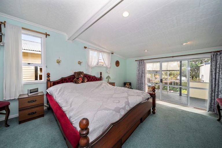 Photo of property in 63 Clemow Road, Fitzroy, New Plymouth, 4312