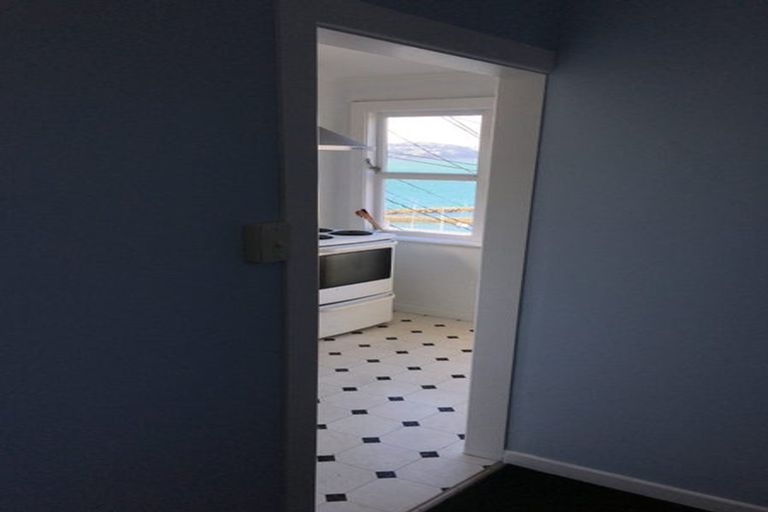 Photo of property in 10 Prince Street, Mount Victoria, Wellington, 6011