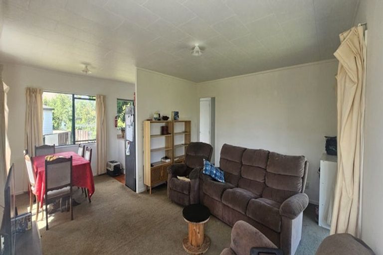 Photo of property in 8a Kane Road, Papamoa Beach, Papamoa, 3118