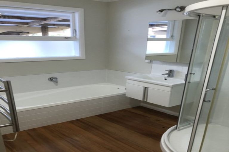 Photo of property in 54 Gibson Road, Dinsdale, Hamilton, 3204