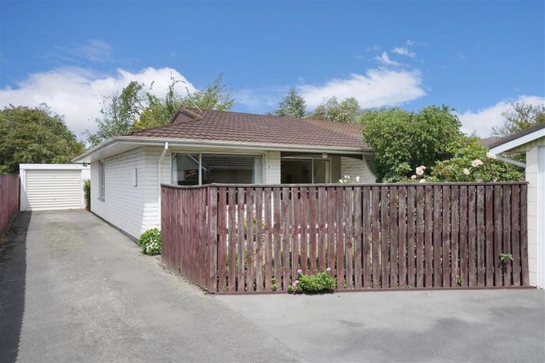 Photo of property in 3/16 Oxley Avenue, St Albans, Christchurch, 8014