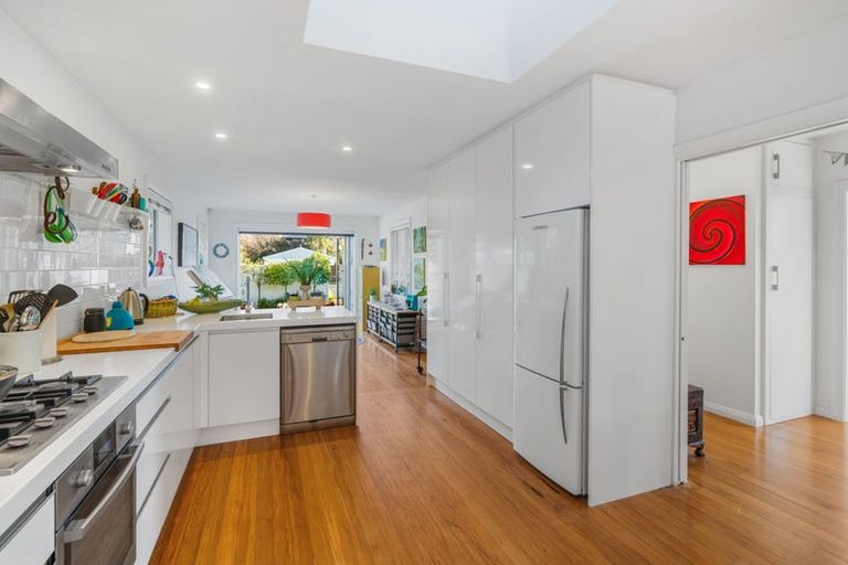 Photo of property in 5 Van Asch Street, Sumner, Christchurch, 8081