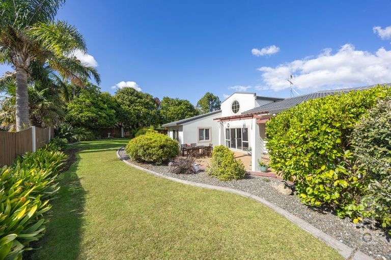 Photo of property in 41 Sunny Crescent, Huapai, Kumeu, 0810