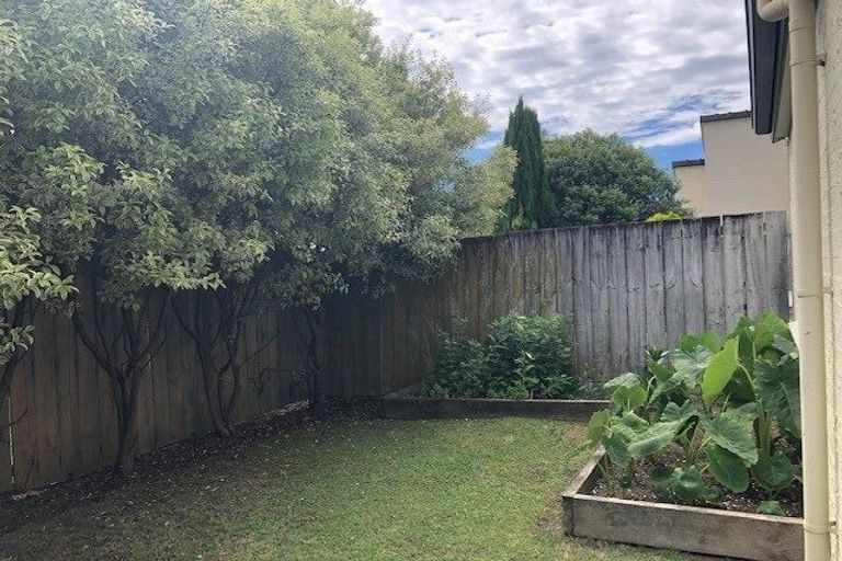 Photo of property in 17/18 Alicante Avenue, Hillpark, Auckland, 2102