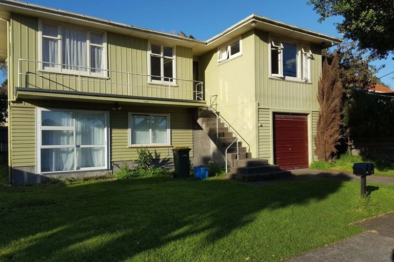 Photo of property in 63 Whiteley Street, Moturoa, New Plymouth, 4310