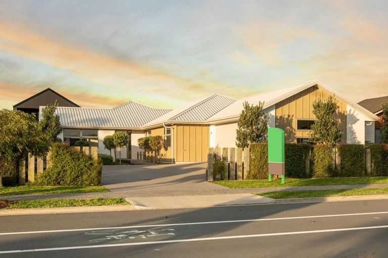 Photo of property in 107 The Boulevard, Papamoa Beach, Papamoa, 3118