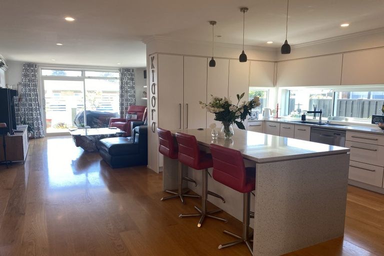 Photo of property in 4 Terrace Avenue, Mount Maunganui, 3116