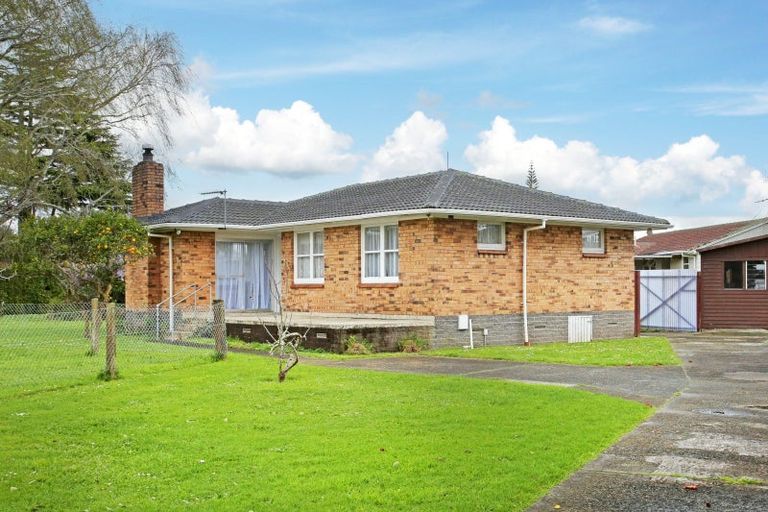 Photo of property in 108 Settlement Road, Papakura, 2110