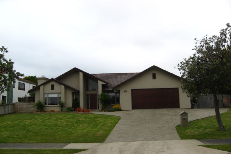 Photo of property in 41 Fingal Way, Gulf Harbour, Whangaparaoa, 0930