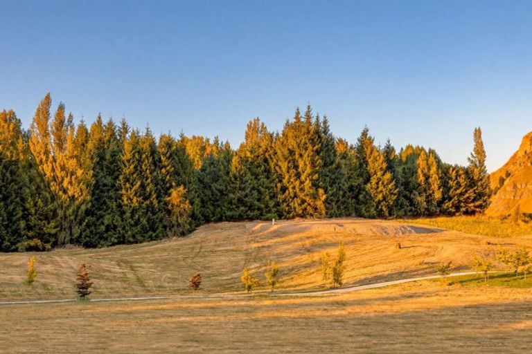 Photo of property in 26 Fitzpatrick Road, Dalefield, Queenstown, 9371