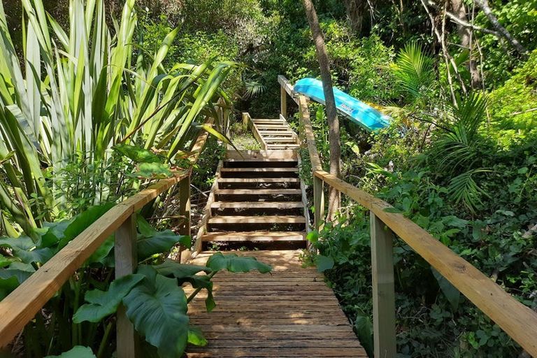 Photo of property in 305 State Highway 10, Cable Bay, 0420