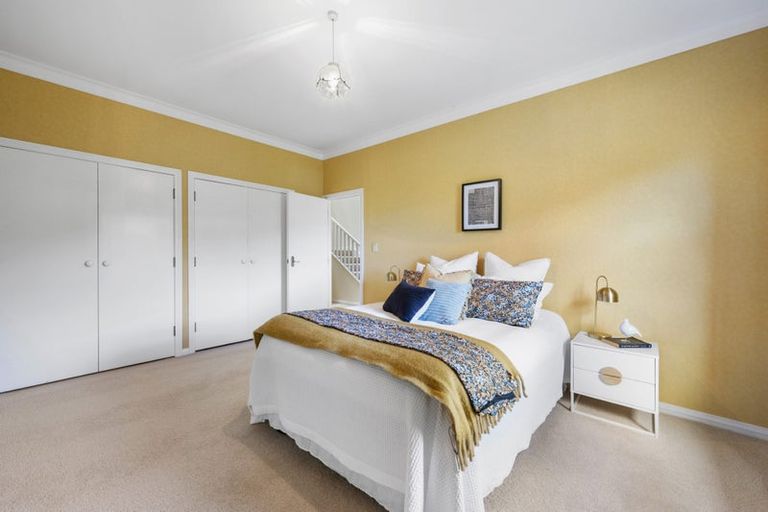 Photo of property in 1a Seatoun Heights Road, Miramar, Wellington, 6022