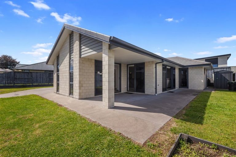Photo of property in 6 Howie Rise, Te Puke, 3119