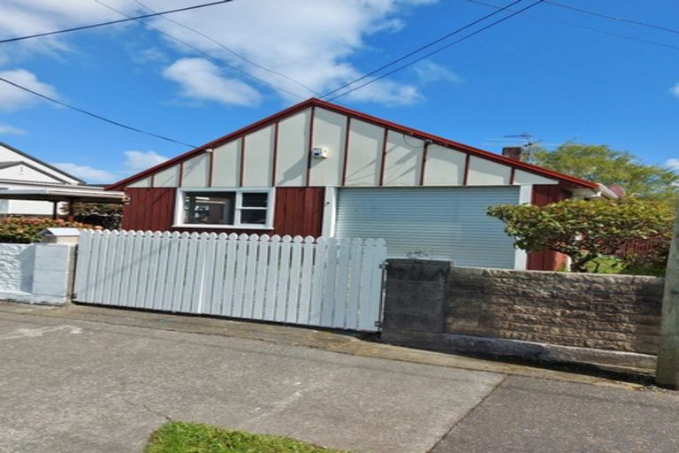 Photo of property in 5 Fleet Street, Naenae, Lower Hutt, 5011