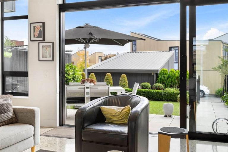 Photo of property in 220 Hobsonville Point Road, Hobsonville, Auckland, 0616