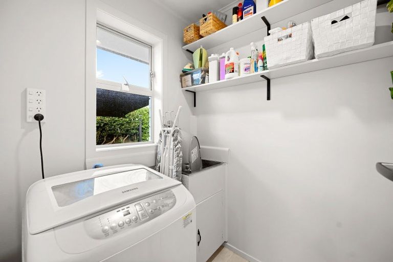 Photo of property in 30 Rhonda Avenue, Deanwell, Hamilton, 3206