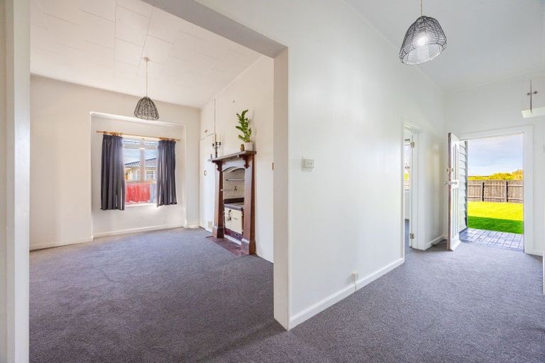 Photo of property in 5 Allens Lane, Clive, 4102