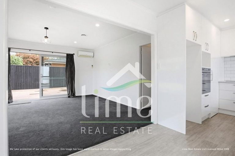 Photo of property in 2/19 Glenside Avenue, Ilam, Christchurch, 8041