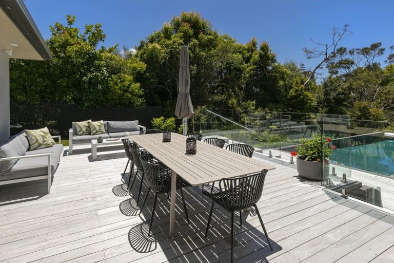 Photo of property in 66 Rame Road, Greenhithe, Auckland, 0632