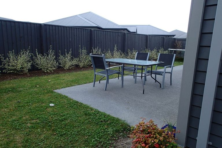 Photo of property in 14 Pimlico Place, Rangiora, 7400