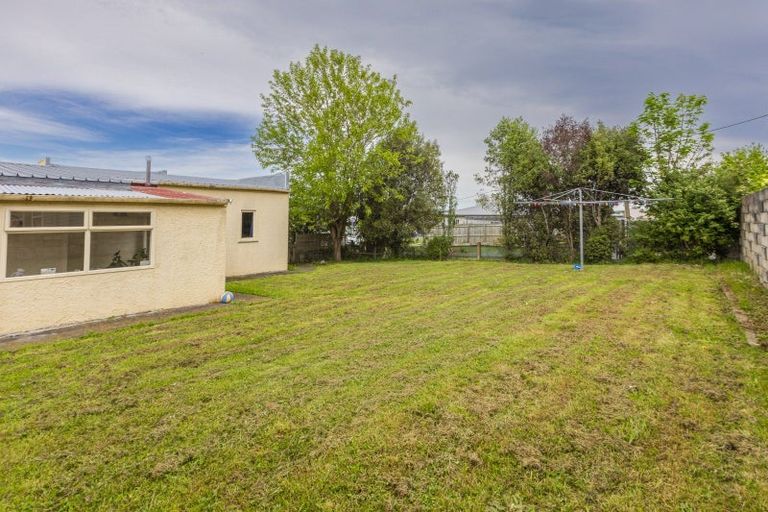 Photo of property in 114 High Street, Waipawa, 4210