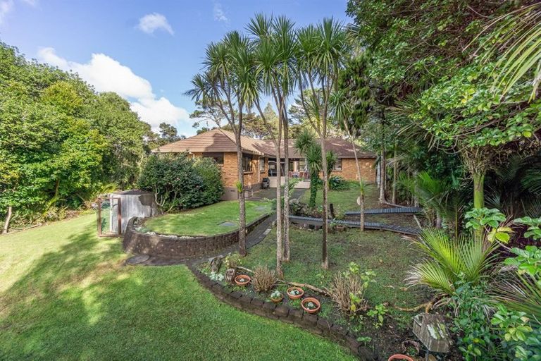 Photo of property in 34 Kereru Grove, Greenhithe, Auckland, 0632