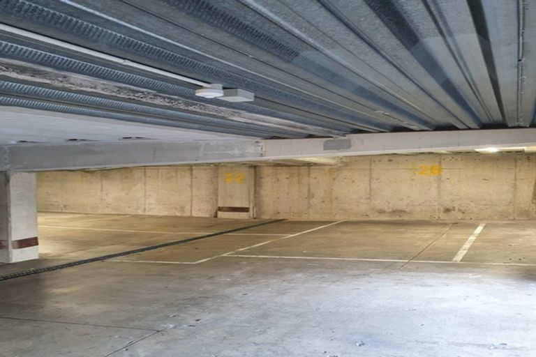 Photo of property in Capital Hill Apartments, 22/54 Hill Street, Thorndon, Wellington, 6011