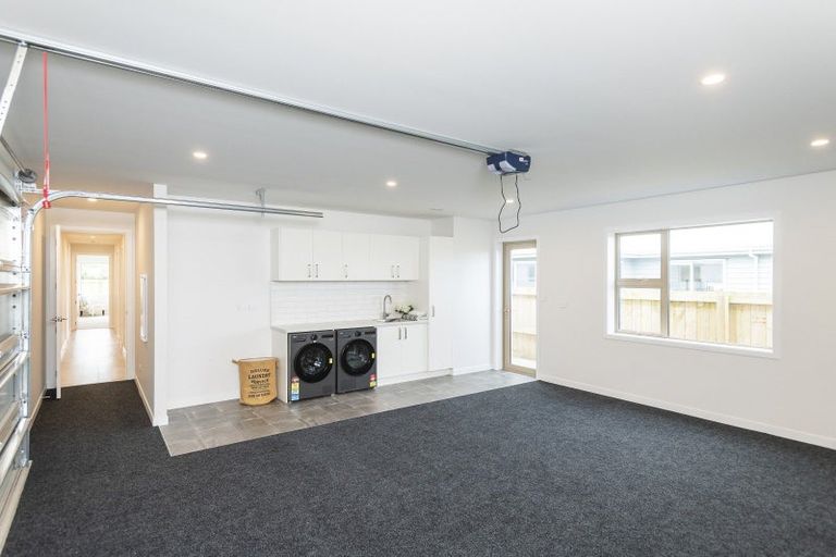 Photo of property in 23 Allan Avenue, Lytton West, 4071