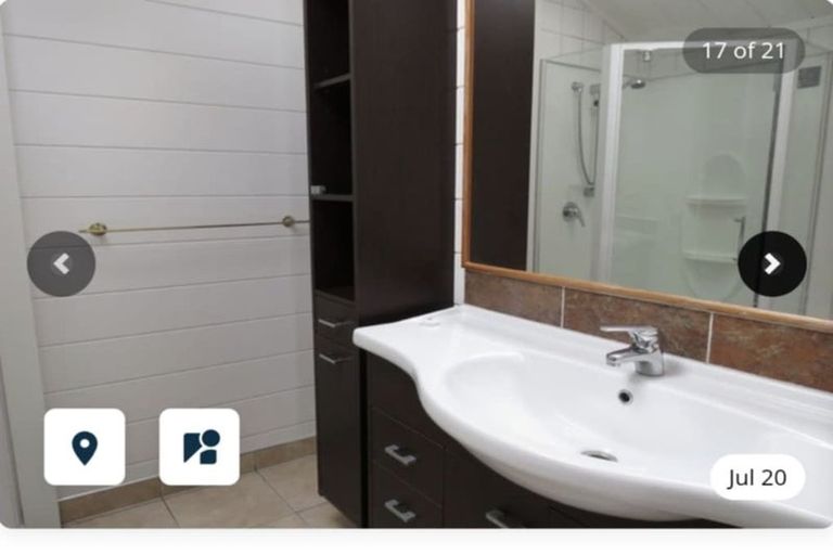 Photo of property in 114 Marina View Drive, West Harbour, Auckland, 0618