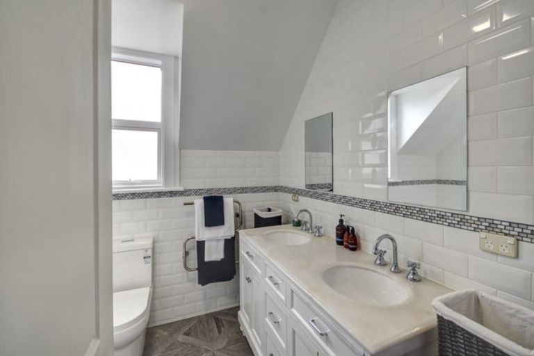 Photo of property in 199 Musselburgh Rise, Andersons Bay, Dunedin, 9013