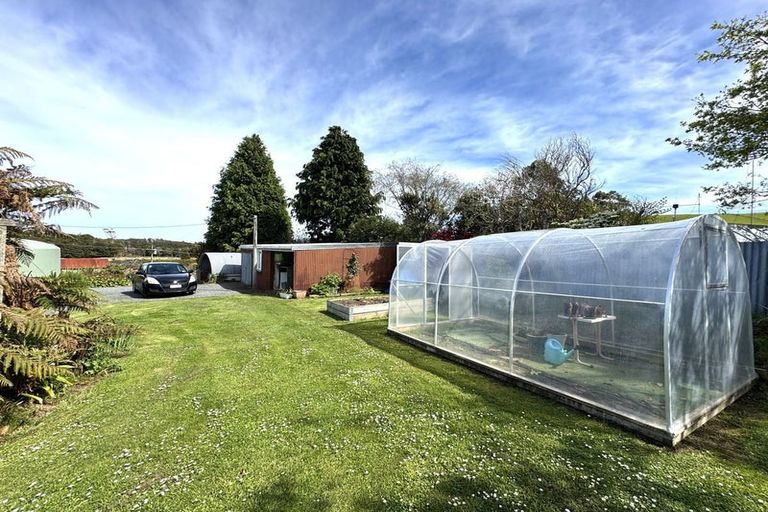 Photo of property in 2262 Papatowai Highway, Maclennan, Owaka, 9586