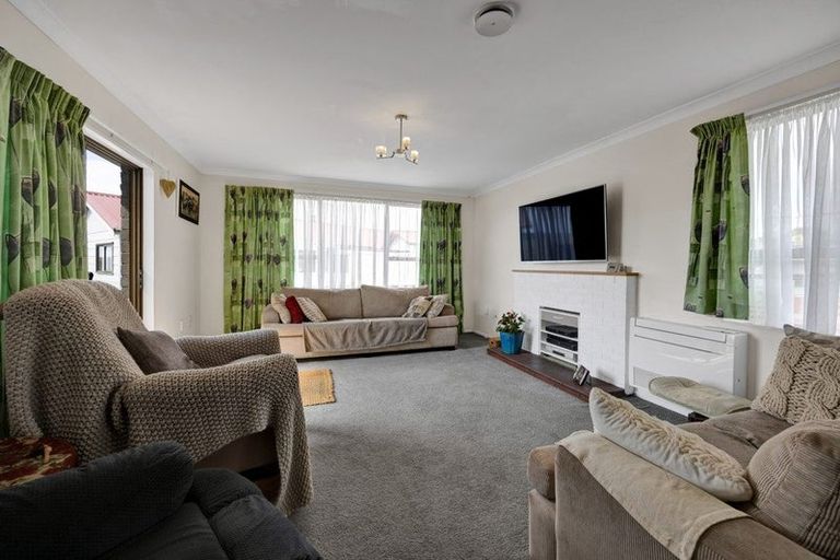 Photo of property in 7 Ponderosa Place, Opunake, 4616