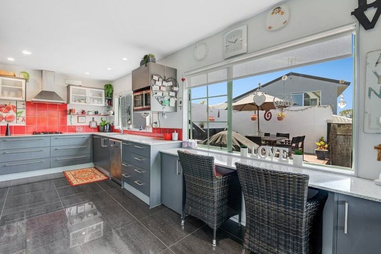 Photo of property in 1/3 Pelican Lane, Unsworth Heights, Auckland, 0632