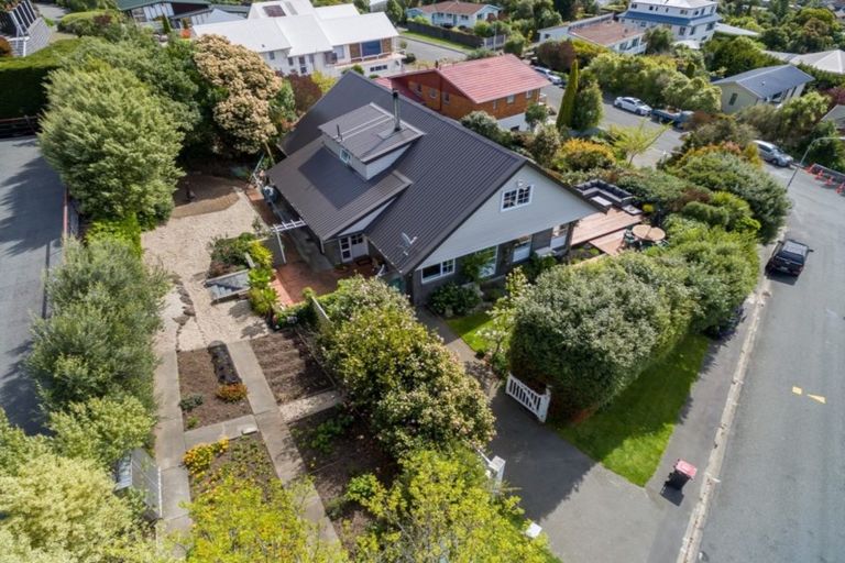 Photo of property in 12 Longhurst Terrace, Cashmere, Christchurch, 8022