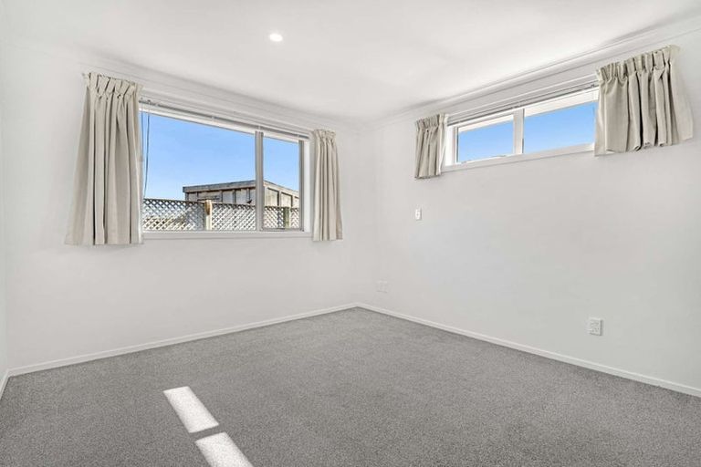 Photo of property in Henry Russell Estate, 8/36 Belgrove Drive, Waipukurau, 4200
