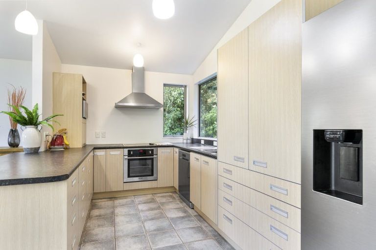 Photo of property in 45 Onslow Road, Khandallah, Wellington, 6035