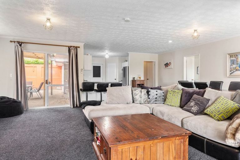 Photo of property in 22 Tumene Drive, Owhata, Rotorua, 3010