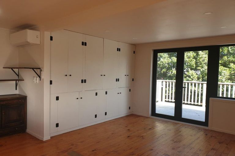 Photo of property in 1 Tulloch Street, Saint Johns Hill, Whanganui, 4500